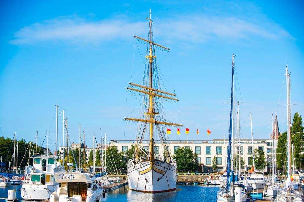 Luxury 3 Bedroom Apartment On The Top Floor With Panoramic View Oostende Exterior foto