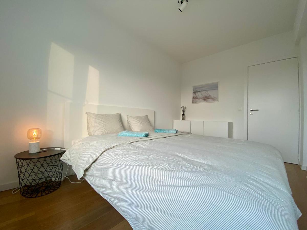 Luxury 3 Bedroom Apartment On The Top Floor With Panoramic View Oostende Exterior foto