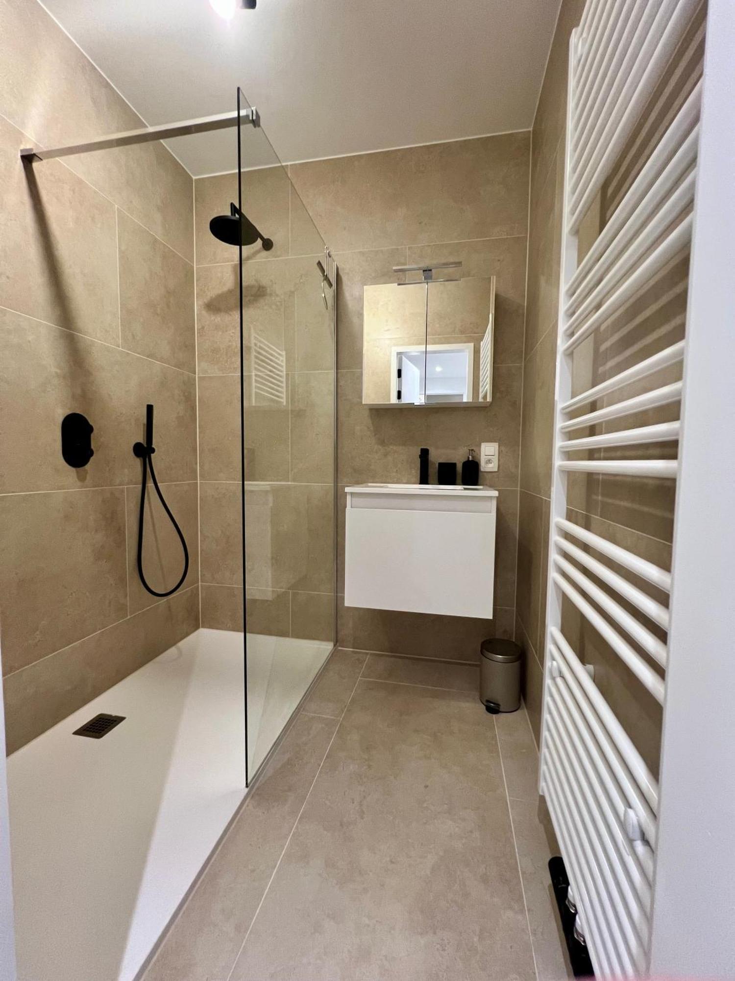Luxury 3 Bedroom Apartment On The Top Floor With Panoramic View Oostende Exterior foto